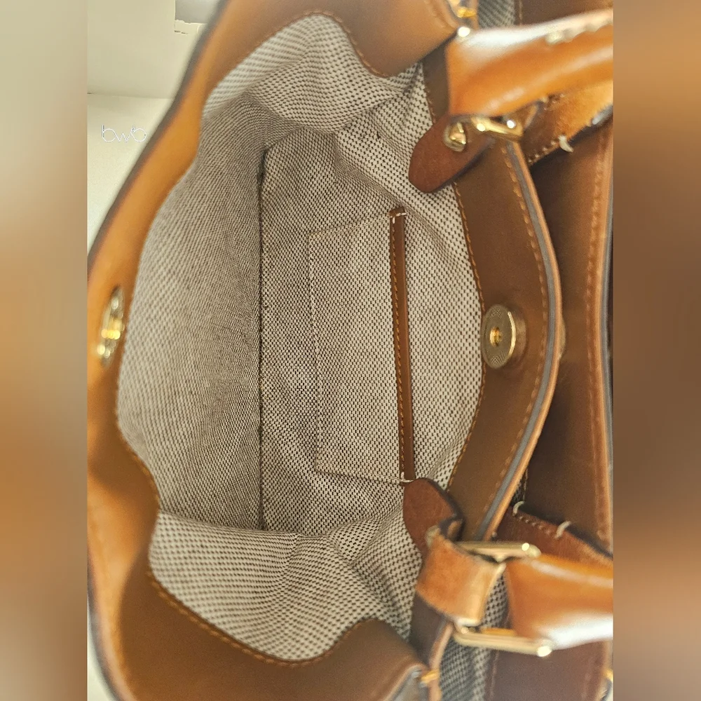 Dooney & Bourke City Large Barlow - Picture 5 of 9